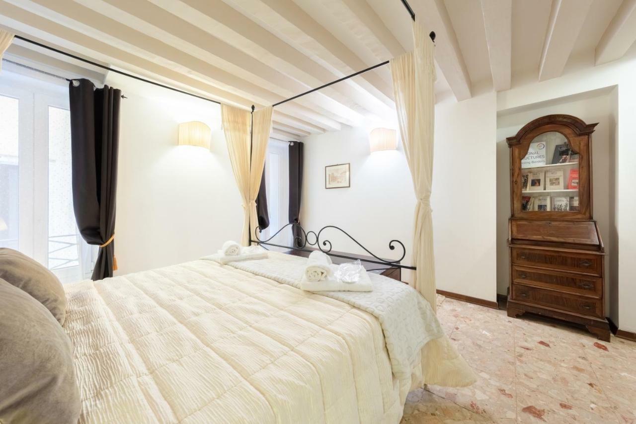 Ca' Del Carro Family Apartment Venice Exterior photo